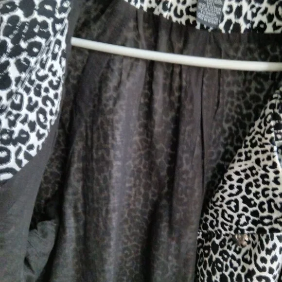 Jacket - Picture 3 of 3